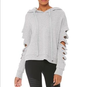 ALO YOGA SLAY LONG SLEEVE TOP